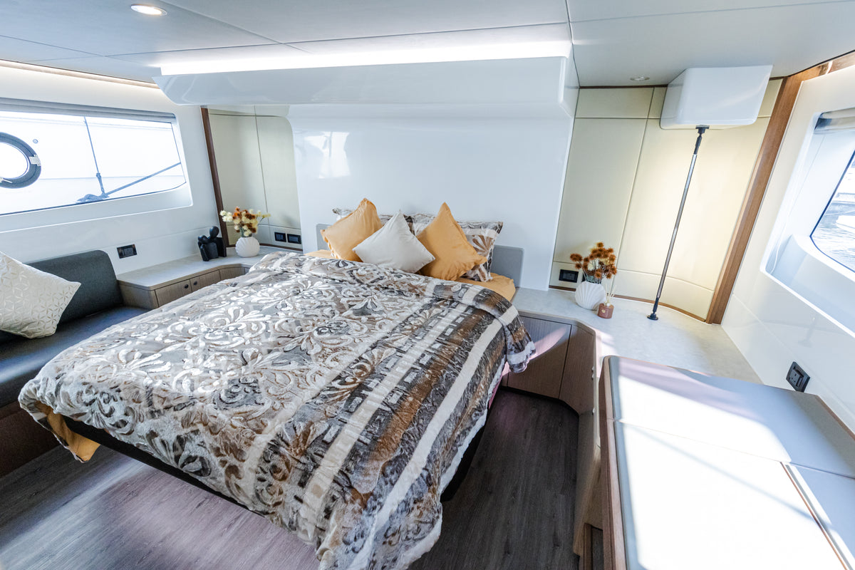 Yacht Fly 53ft