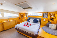 Load image into Gallery viewer, Yacht Kona 110ft