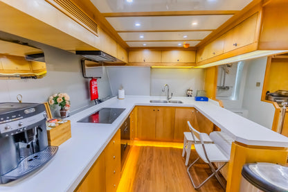 Yacht Kona 110ft