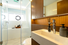 Load image into Gallery viewer, Yacht Amie &amp; Axie 63ft