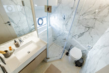 Load image into Gallery viewer, Yacht Fly 53ft