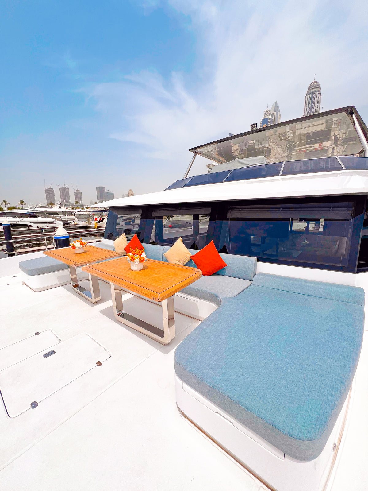 Yacht Aquila 60ft