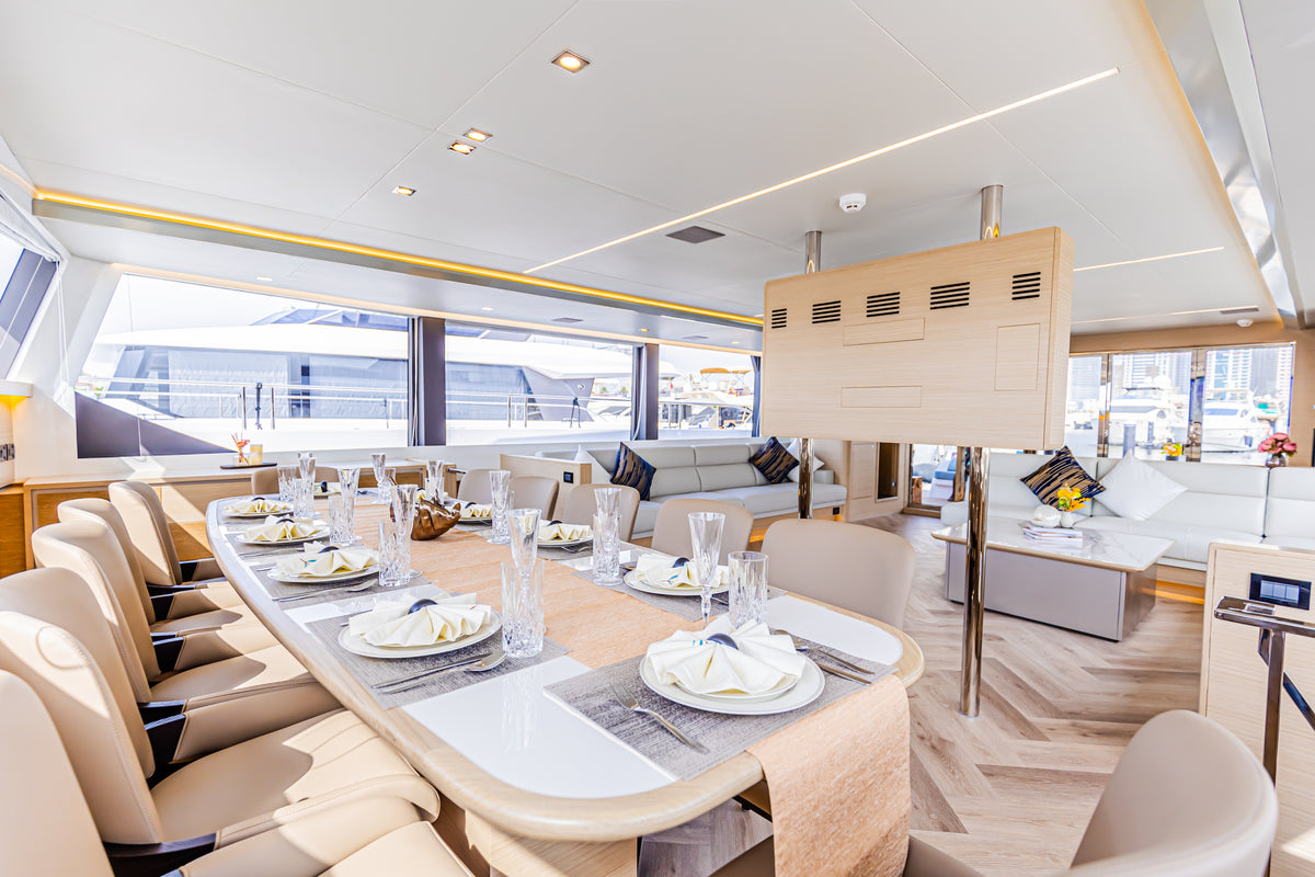 Yacht Volare 60ft