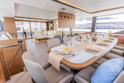Yacht Aquila 60ft