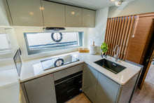 Load image into Gallery viewer, Yacht Amie &amp; Axie 63ft