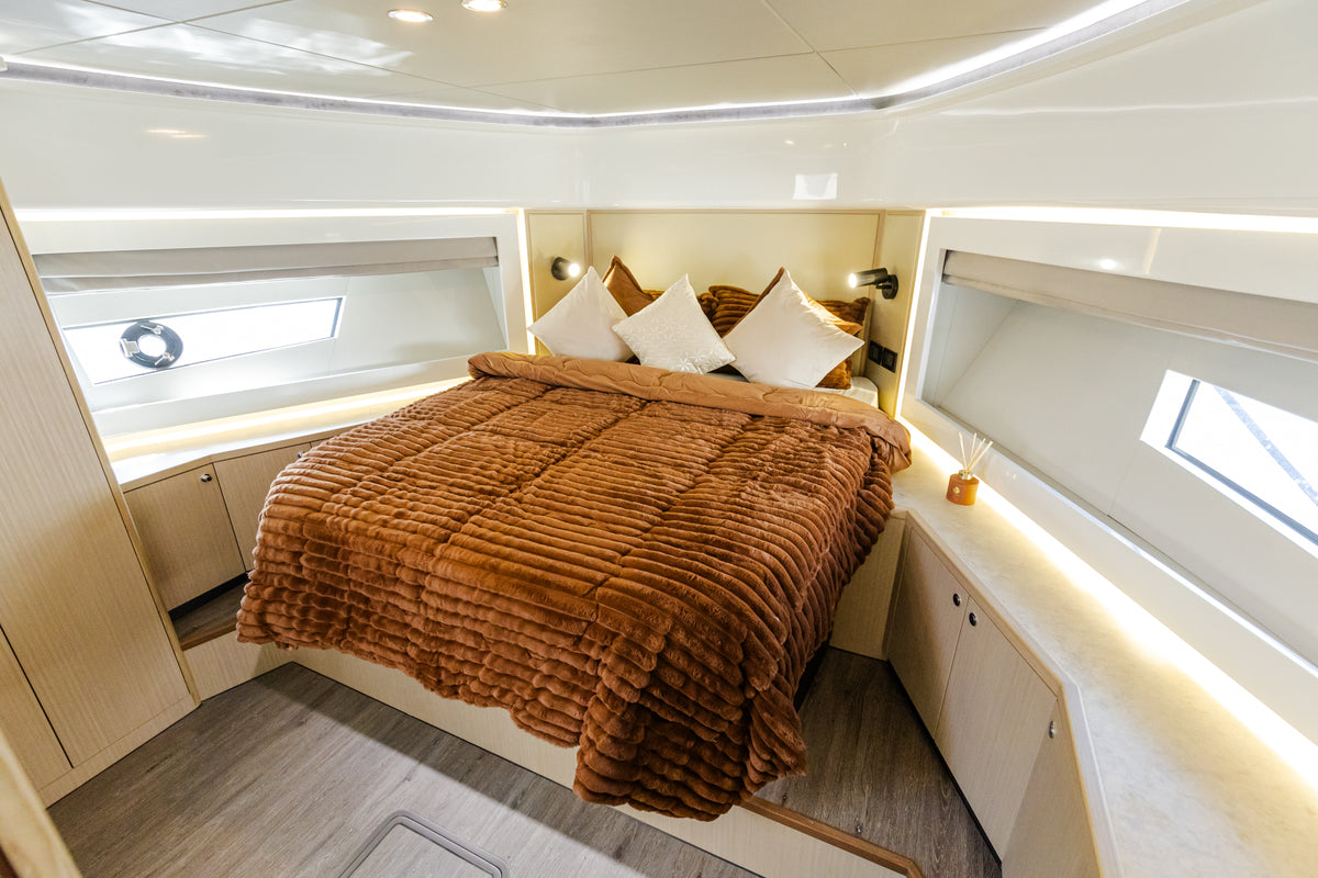 Yacht Fly 53ft