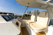 Load image into Gallery viewer, Yacht Caliente 96ft