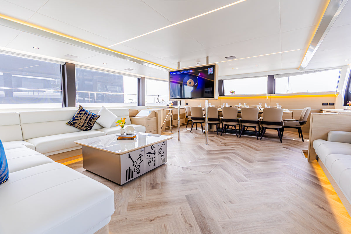 Yacht Volare 60ft