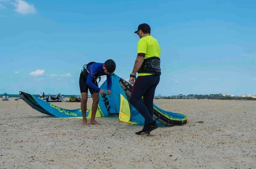 Private kitesurf lessons Dubai