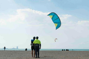 Private kitesurf lessons Dubai